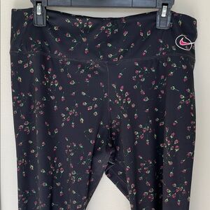 Unique Nike Black Rosebud Floral Leggings XL Activewear